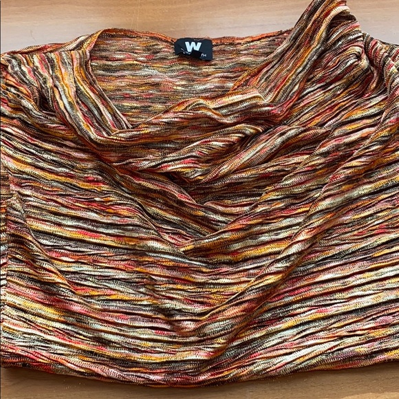 W by Worth top, very original, metallic colors new - Picture 3 of 4